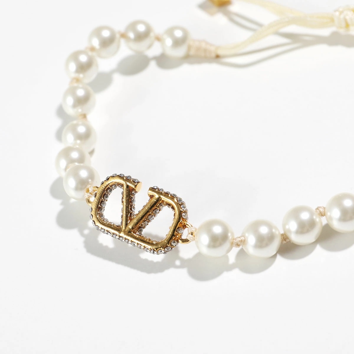 VALENTINO ヴァレンティノ ブレスレット 4W2J0V16MKD レディース Vロゴ パール クリスタル アクセサリー ロックスタッズ ZZB