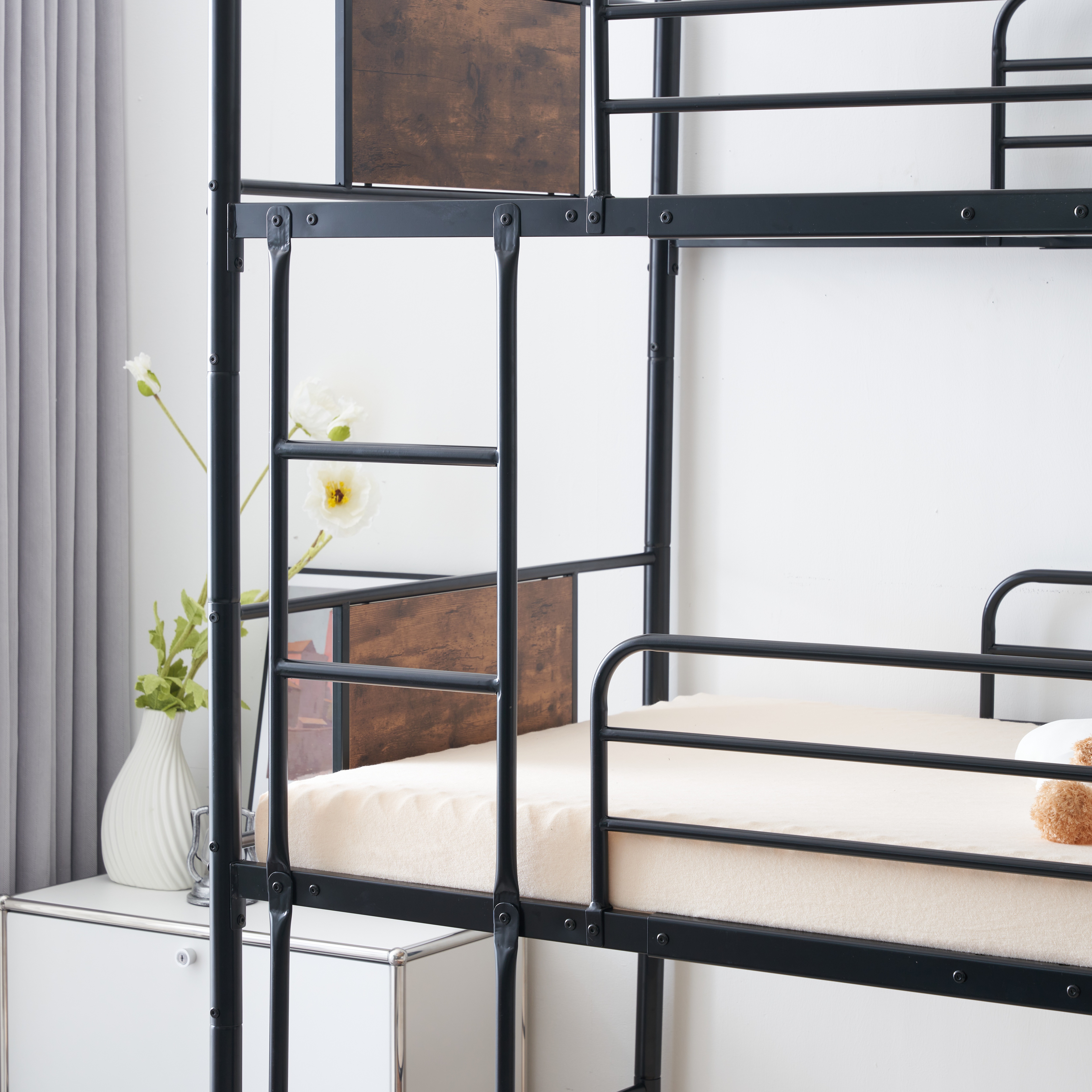 国内発送】三段ベッド分離可能パイプベッド子供部屋スチール耐震