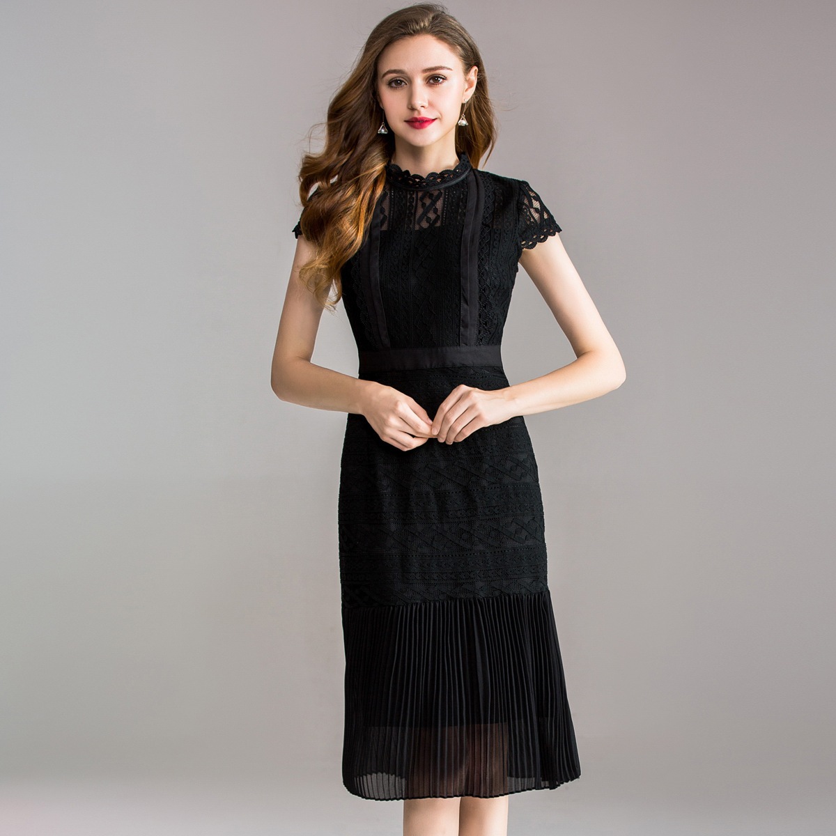 夏ワンピース 立て衿 レース プリーツ タイトスカート 無地 着痩せ 大人 エレガント タイト