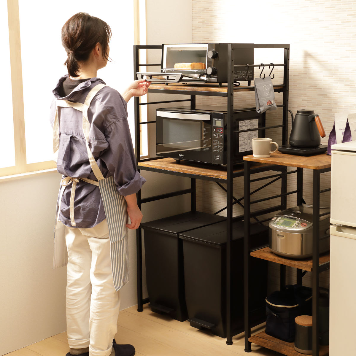 ゴミ箱上 レンジラック 幅64cm 可動棚 フック付 Like Vintage キッチンラック 電子レンジ ゴミ箱 収納 キッチン横 レンジボード 家電収納 ラック 棚 省スペース ごみ箱上