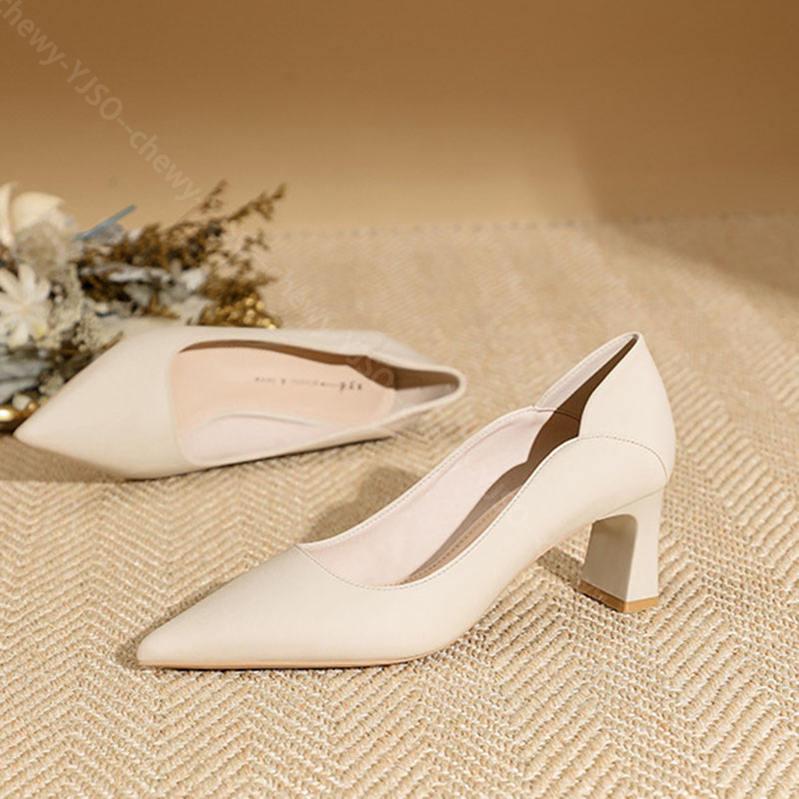 777円OFFクーポン パンプス 痛くない レディースパンプス ポインテッドトゥ ハイヒール 太ヒール 6cmヒール 結婚式 二次会 パーティー 歩きやすい 大きいサイズ 小さいサイズ オフィス フォ