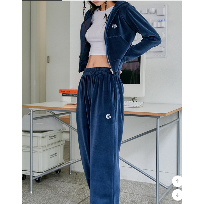 [100%KR- Genuine】[MUAHMUAH][SET] Velvet Training Hoodie Up Pants Set Up