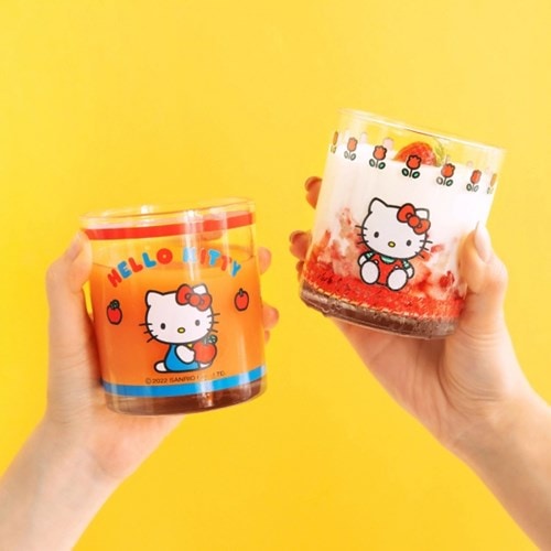 Sanrio ハローキティ レトロ カップ 3P セット Sanrio ハローキティ レトロ カップ 3P セット