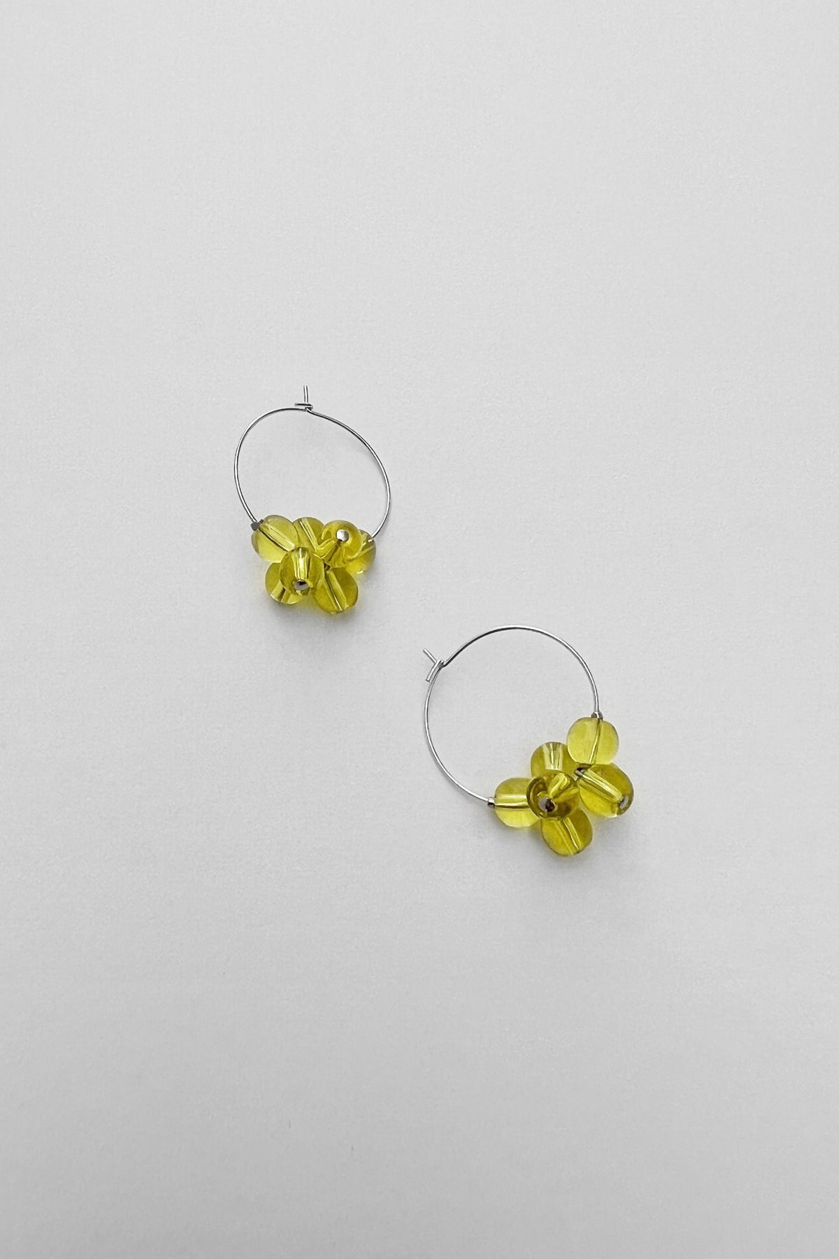 MONDAY EDITION COLORED ICE FLOWER EARRINGS