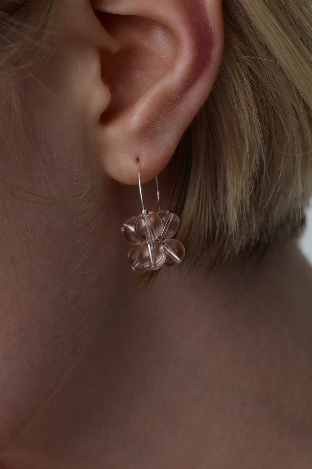 MONDAY EDITION COLORED ICE FLOWER EARRINGS