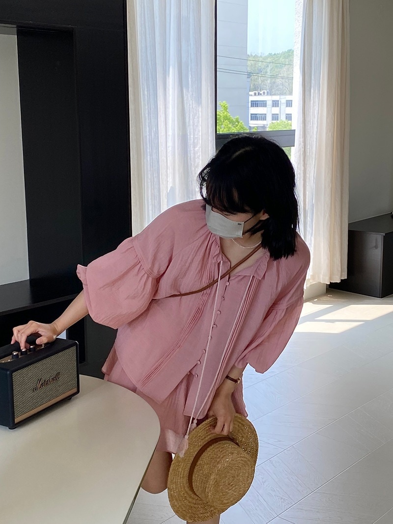 ニップルスーツヘビーアコーディオンプリーツランタンスリーブシャツ + 女性用二重層ショートキュロット 1085