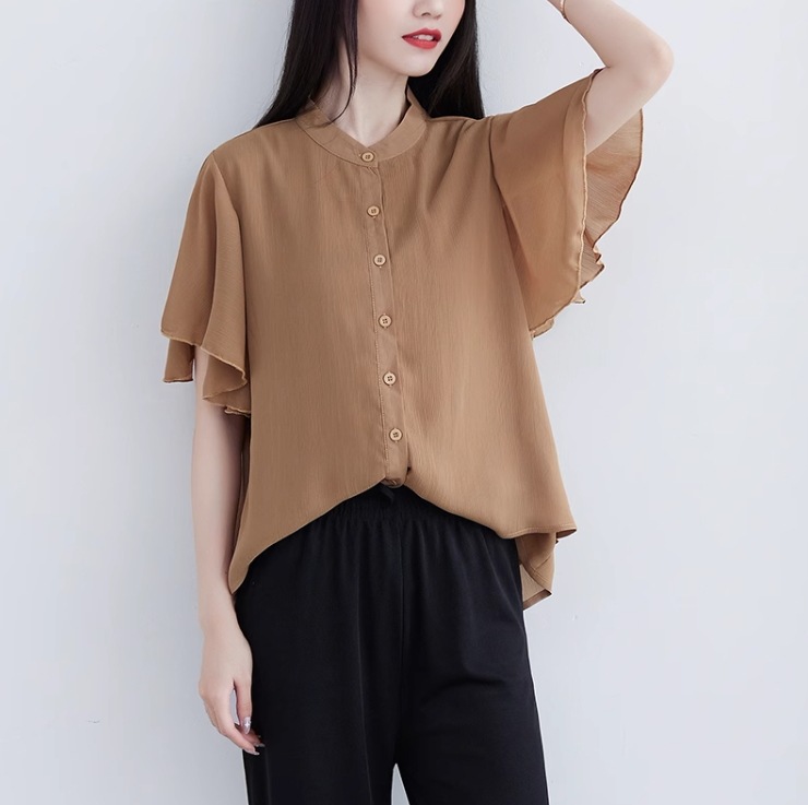 トップス ブラウス ミディアム丈 袖あり 半袖 ホルンスリーブ 萌袖 襟なし スタンドカラー シフォン 前開き かわいい 大人可愛い きれいめ シンプル 上品 おしゃれ お洒落 アジアン エスニック トップス ブラウス ミディアム丈 袖あり 半袖 ホルンスリーブ 萌袖 襟なし スタンドカラー シフォン 前開き かわいい 大人可愛い きれいめ シンプル 上品 おしゃれ お洒落 アジアン エスニック