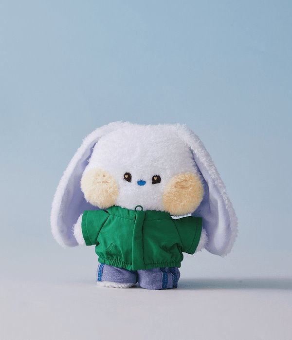 Qoo10] ライン・フレンズ 【 当日出庫 】NEW JEANS bu