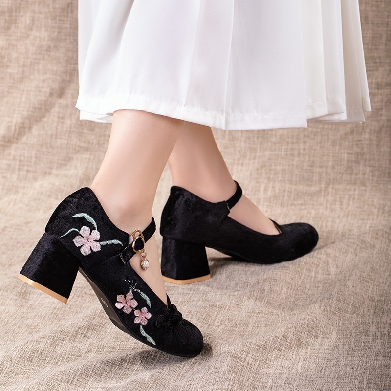 チャイナ ドレス靴ハイヒール中華民国スタイル刺繍靴オール マッチ レトロ パール気質ポインテッド トゥ バックル シングル シューズ女性 母の日 母の日-0008999