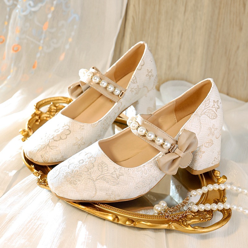 チャイナ ドレス靴ハイヒール中華民国スタイル刺繍靴オール マッチ レトロ パール気質ポインテッド トゥ バックル シングル シューズ女性 母の日 母の日-0008999