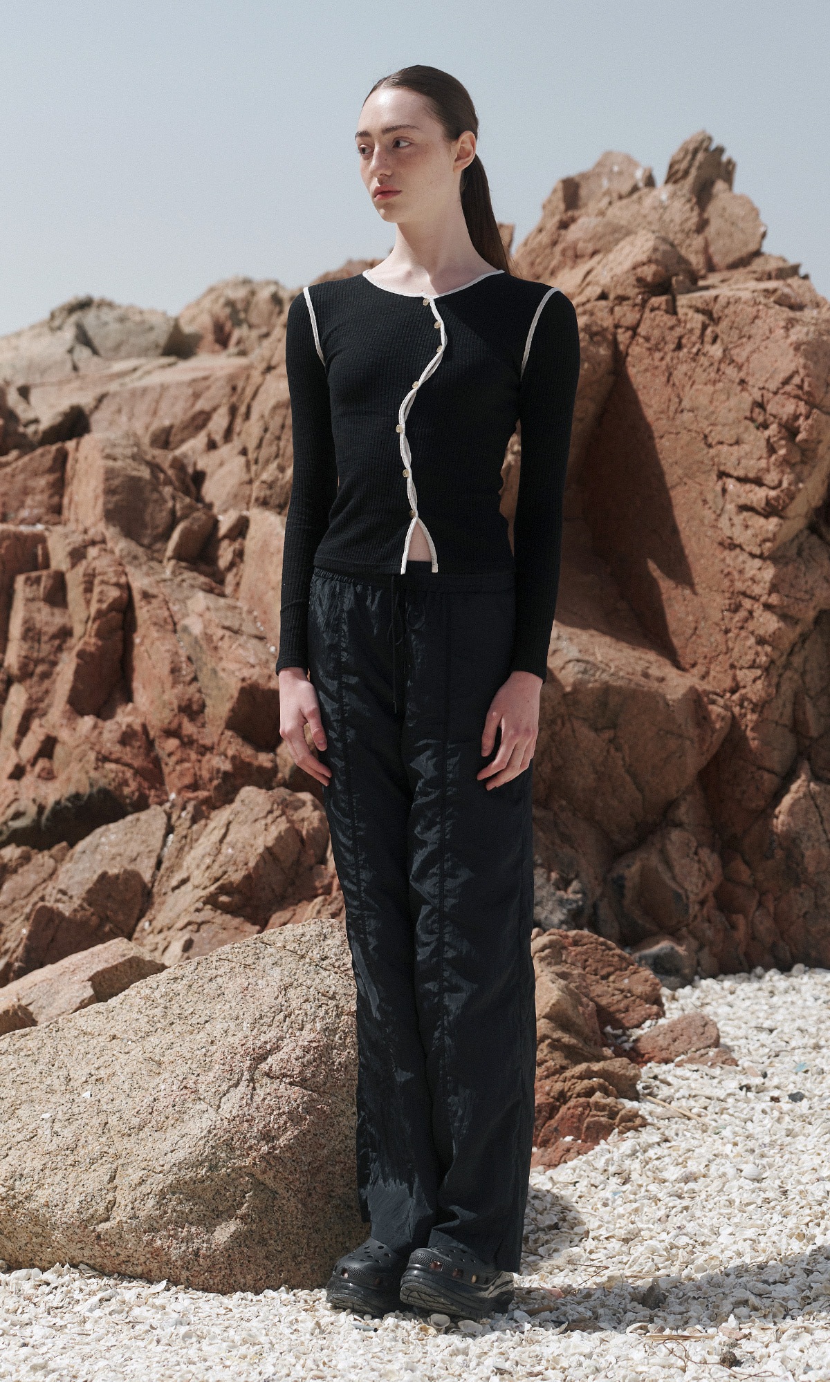 【J.CHUNG】 SYDNEY CARDIGAN : BLACK 【J.CHUNG】 SYDNEY CARDIGAN : BLACK