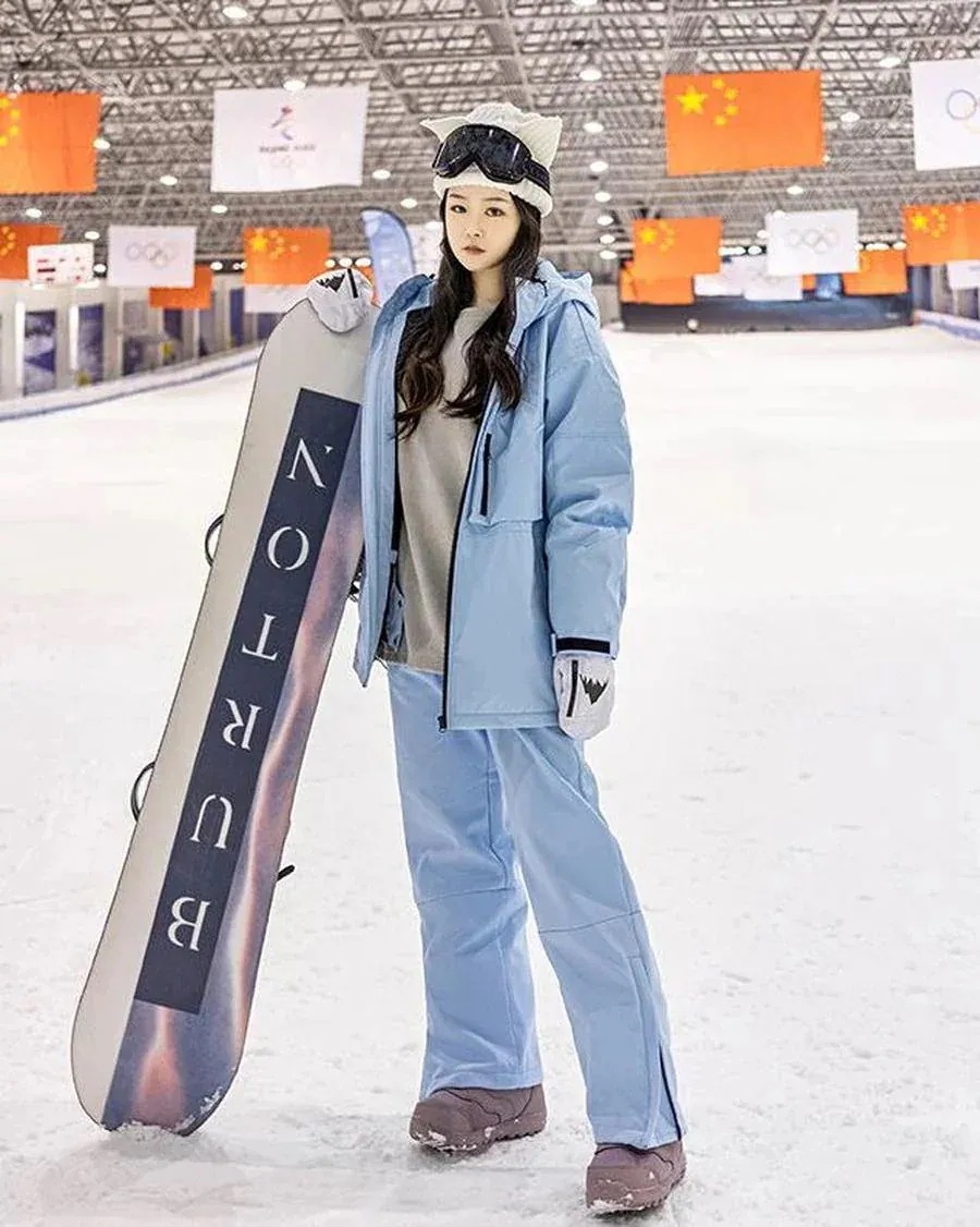 【急速出荷!】24 スノーボードウェア スノボウェア 上下セット 全色男女兼用 帽子眼鏡手袋 スキーウェア レディース スノボウェア ジャケット パンツ 上下セットスノーウェア スキー 撥水 ペアルッ 【急速出荷!】24 スノーボードウェア スノボウェア 上下セット 全色男女兼用 帽子眼鏡手袋 スキーウェア レディース スノボウェア ジャケット パンツ 上下セットスノーウェア スキー 撥水 ペアルッ