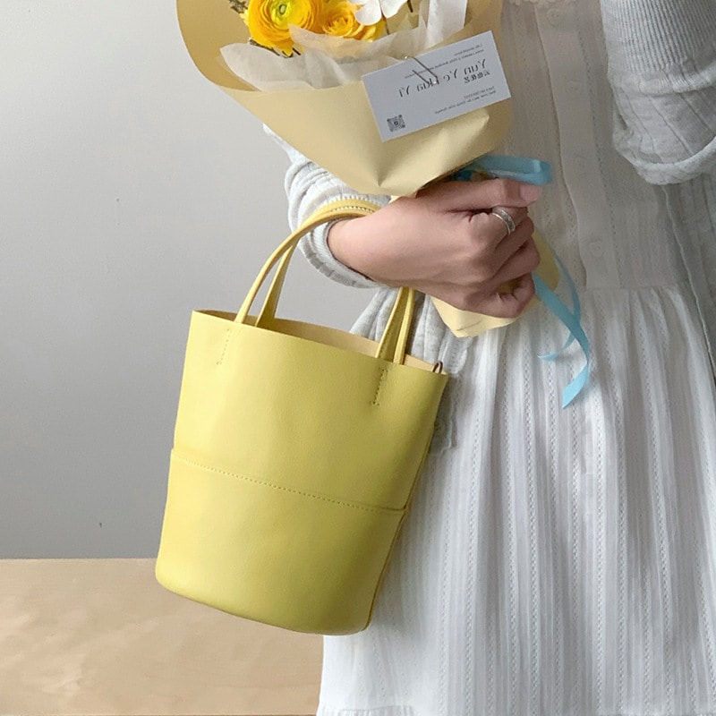 極シンプル本革ハンドバッグ女性2025春夏新作牛革バケツバッグ斜め掛け携帯バッグショルダーバッグ ショルダーバッグ