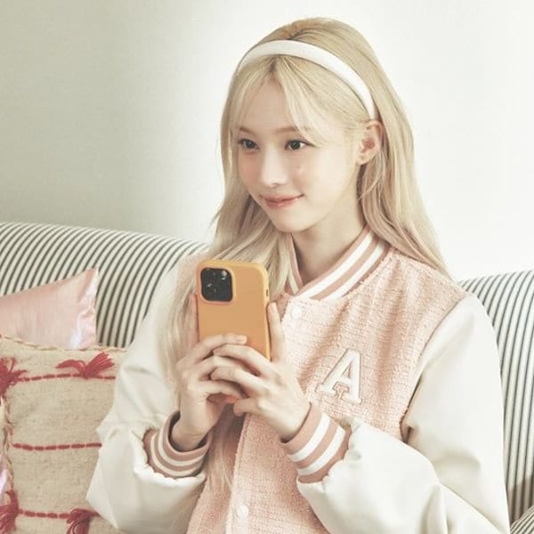 ジャケット・アウター aespa love Qoo10] AVANDRESS [aespa ウィンター 着用] Atl