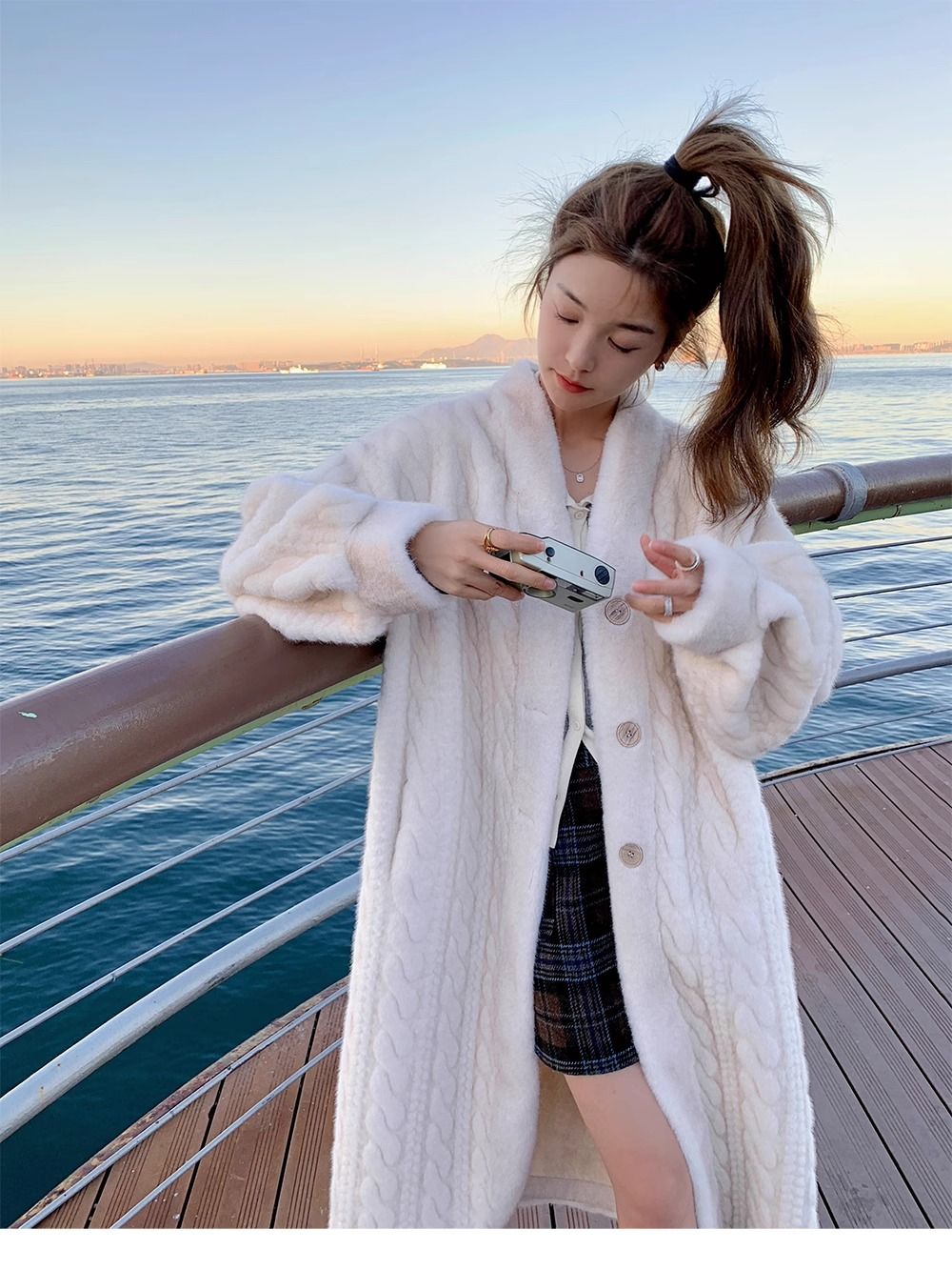 ダウンジャケットふわふわ アウター レディースファッション アウター ロングコート 膝下丈 レディース コート 厚手裏起毛イミテーションウサギ毛 毛皮ジャケットカジュアル ボアコート