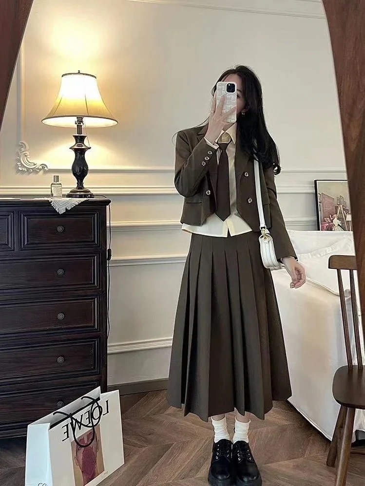 涼しく楽ちんセットアップ制服秋韓国お姉さん風 シャツ 小さいスーツ 3枚スーツ スカート 女性韓国ファッション 通勤