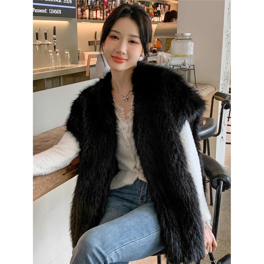 フェイクファー ボリューム感 ノーカラー ふわふわ 体型カバー ジレ レディース もこもこ ベスト 防寒 アウター 羽織り ファー ベスト ゆったり トップス