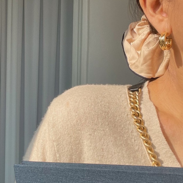 [just LoveR.] BTS ジミン 着用 Isabelle Hoop Earrings