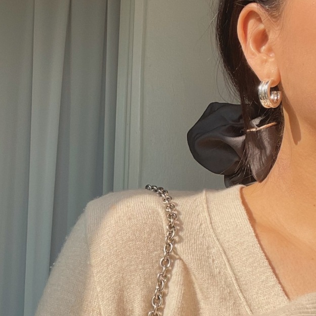 [just LoveR.] BTS ジミン 着用 Isabelle Hoop Earrings