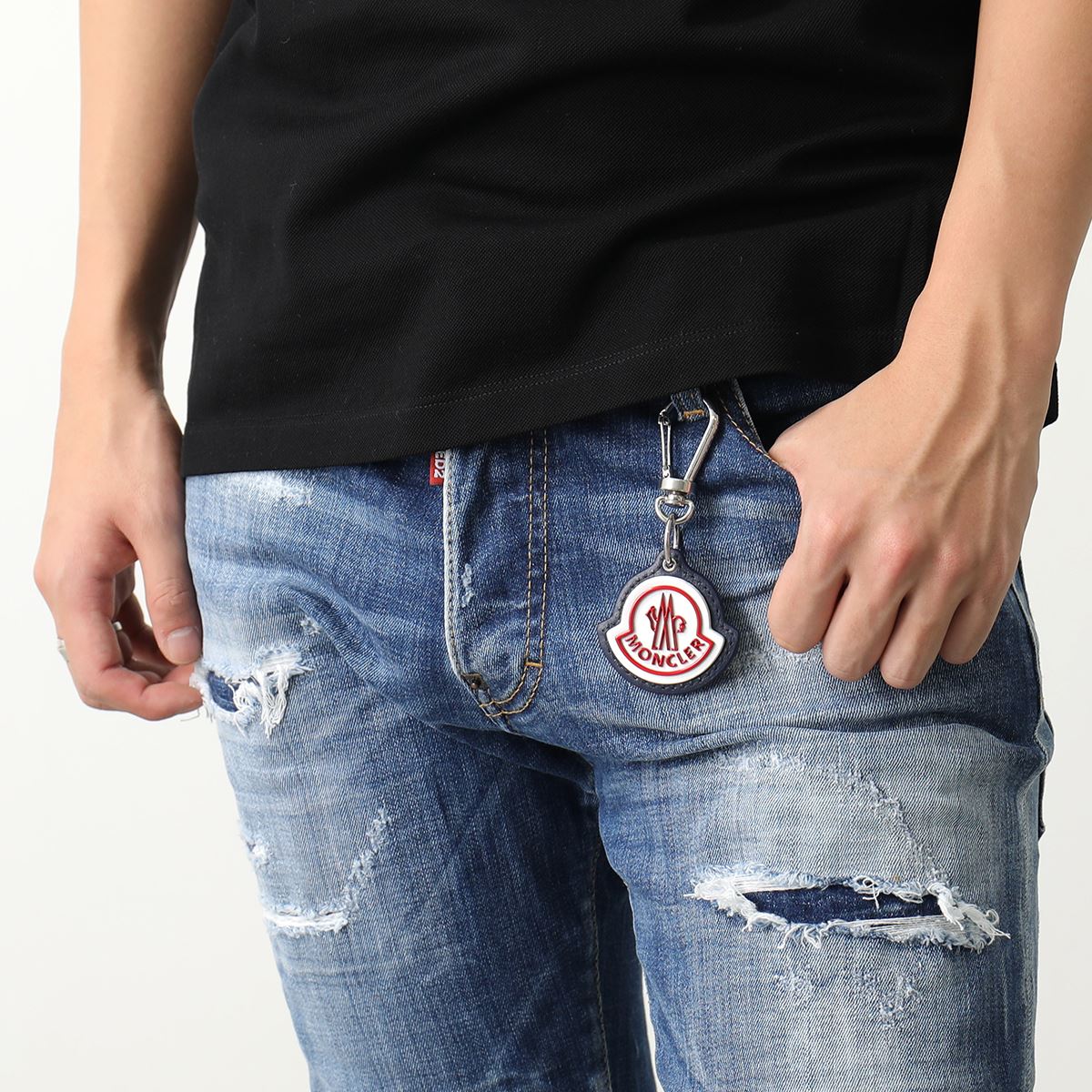 MONCLER モンクレール キーリング KEY RING 6F00003 M2489 メンズ キーホルダー バッグチャーム 立体アイコンロゴ カラー2色 MONCLER モンクレール キーリング KEY RING 6F00003 M2489 メンズ キーホルダー バッグチャーム 立体アイコンロゴ カラー2色