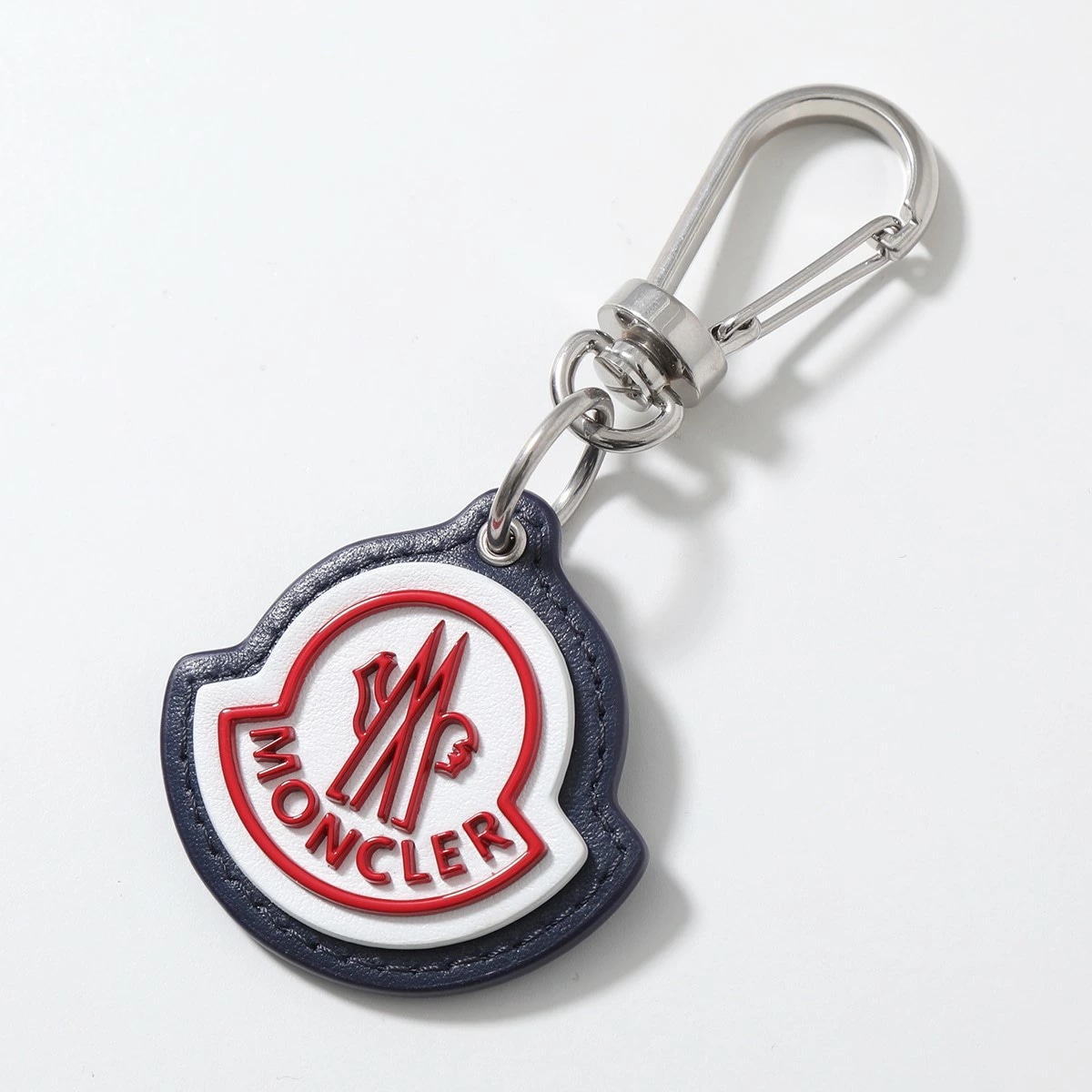 MONCLER モンクレール キーリング KEY RING 6F00003 M2489 メンズ キーホルダー バッグチャーム 立体アイコンロゴ カラー2色 MONCLER モンクレール キーリング KEY RING 6F00003 M2489 メンズ キーホルダー バッグチャーム 立体アイコンロゴ カラー2色