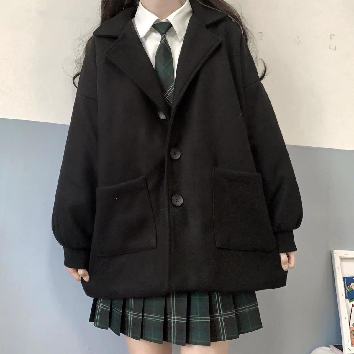 ジャケット 冬アウター 韓国 小さな短い大学風のウールのコートは秋と冬の女性の黒と赤のウールのコートjkの制服学生を厚くしました ジャケット 冬アウター 韓国 小さな短い大学風のウールのコートは秋と冬の女性の黒と赤のウールのコートjkの制服学生を厚くしました