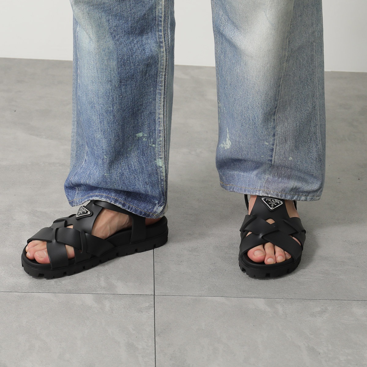 PRADA プラダ クロスサンダル 2X3118 3LKK メンズ トライアングルロゴ ラバー シューズ 靴 F0002