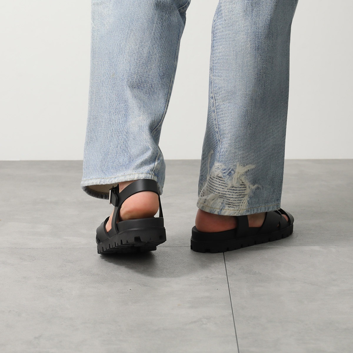 PRADA プラダ クロスサンダル 2X3118 3LKK メンズ トライアングルロゴ ラバー シューズ 靴 F0002