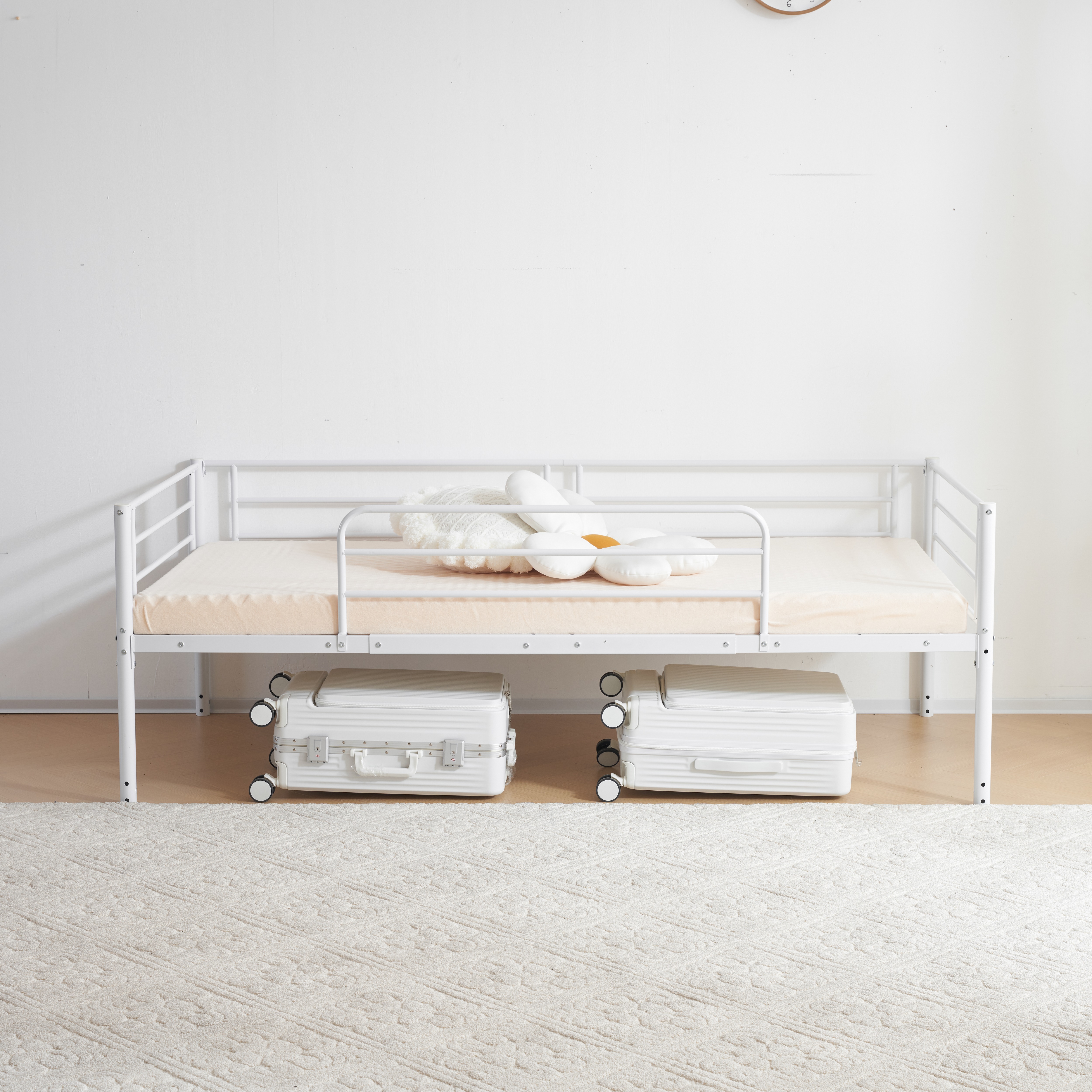 【新作】【ホワイト】ロフトベッド パイプベッド シングル ベッド デスク付 シングルベッド 木 収納 北欧風 子供部屋 スチール 耐震 ベッド 新作 【新作】【ホワイト】ロフトベッド パイプベッド シングル ベッド デスク付 シングルベッド 木 収納 北欧風 子供部屋 スチール 耐震 ベッド 新作