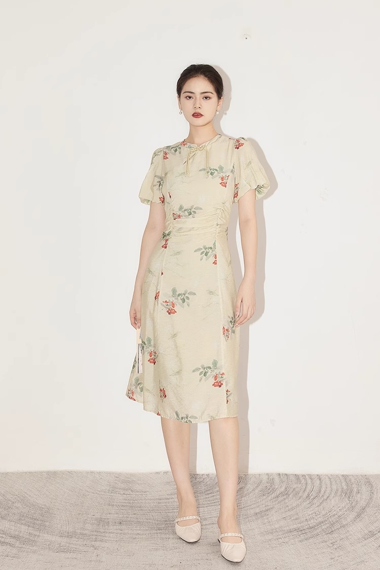 スカート ドレス パフスリーブ デザインセンス ニッチ ウエスト バックル 花柄 スカート 女性 個性的 ワンピース 膝丈 ひざ丈 膝下 袖あり 半袖 パフスリーブ 襟なし 大人可愛い カジュアル スカート ドレス パフスリーブ デザインセンス ニッチ ウエスト バックル 花柄 スカート 女性 個性的 ワンピース 膝丈 ひざ丈 膝下 袖あり 半袖 パフスリーブ 襟なし 大人可愛い カジュアル