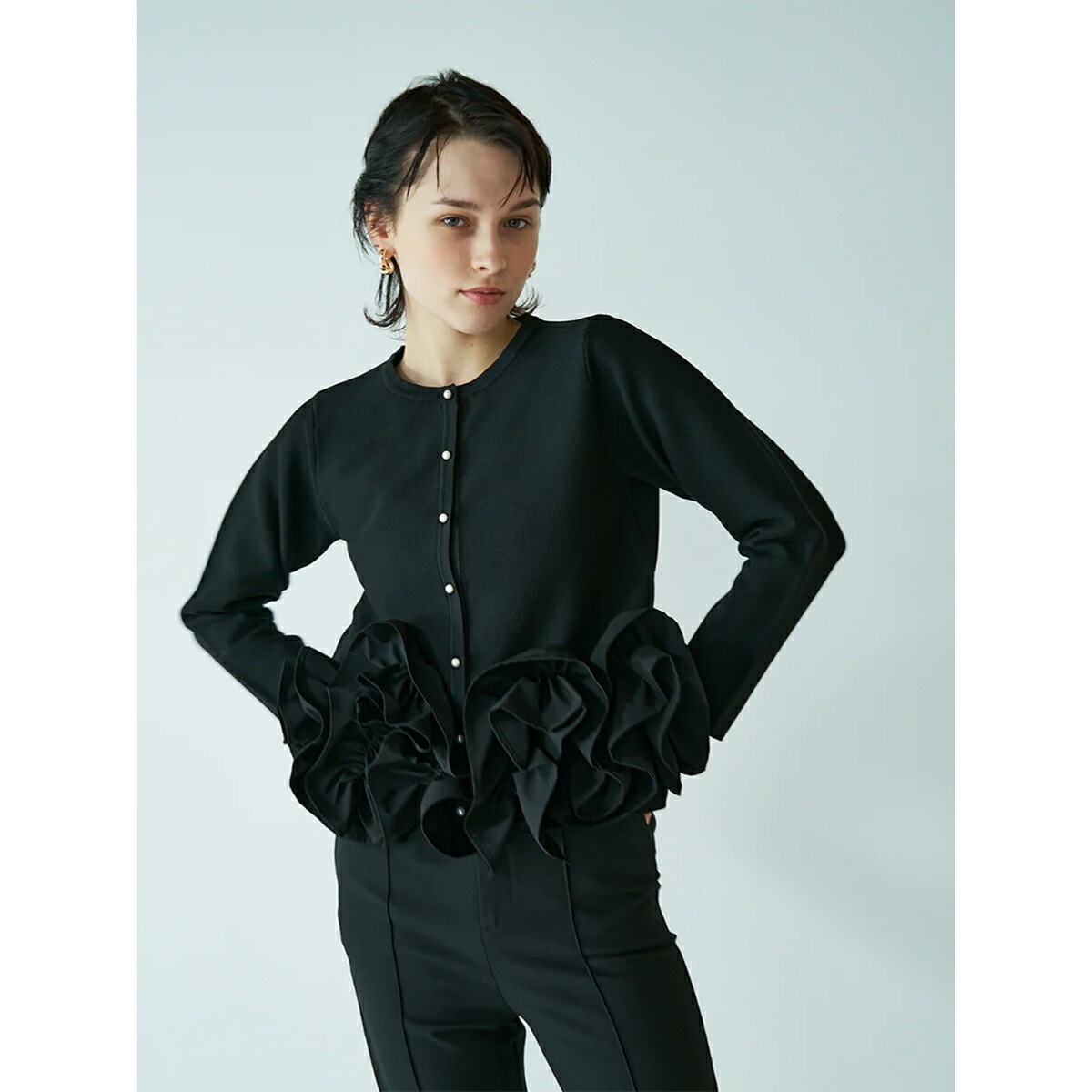 Mewl ミュール カーディガン M252-95200 レディース フリル ニット パールボタン 長袖 カラー2色 Mewl ミュール カーディガン M252-95200 レディース フリル ニット パールボタン 長袖 カラー2色