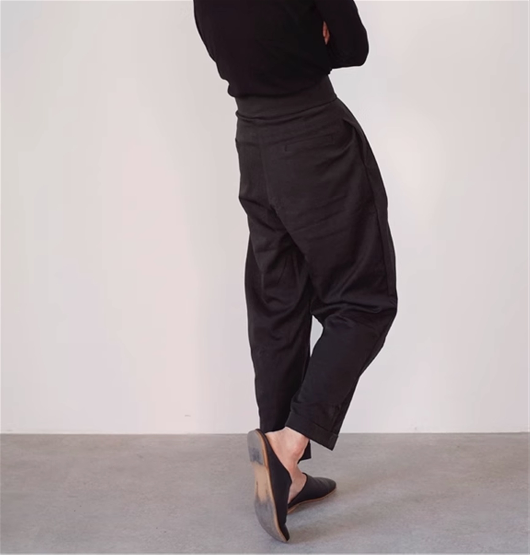 ボトムス パンツ ワイドパンツ ハイウエスト ベルト 大人可愛い シンプル カジュアル おしゃれ こなれ感 存在感 無地 秋 10代 20代 30代 40代 レディース ユニセックス メンズ 学生