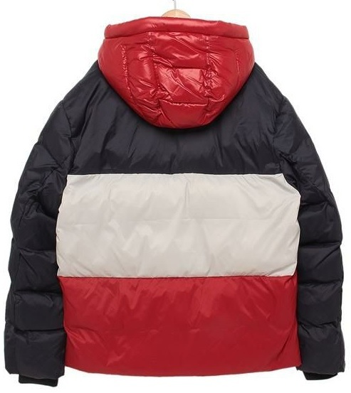 【初売りセール】　Tommy Hilfiger 　ユニセックス 中綿ジャケット　アウター 全６種類 メンズ　レディース ジャケット　暖かい