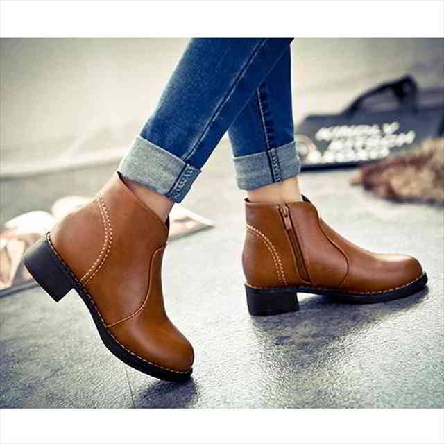 【即納】ブーティ ローヒール 歩きやすい 3cmヒール ショートブーツ レディースブール ラウンドトゥ ブーツ 痛くない 大きいサイズ 小さいサイズ 走れる 母 ママ 仕事 オフィス 通勤 デート カ 【即納】ブーティ ローヒール 歩きやすい 3cmヒール ショートブーツ レディースブール ラウンドトゥ ブーツ 痛くない 大きいサイズ 小さいサイズ 走れる 母 ママ 仕事 オフィス 通勤 デート カ