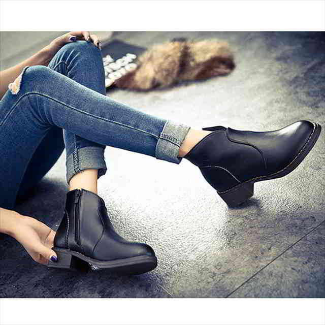 【即納】ブーティ ローヒール 歩きやすい 3cmヒール ショートブーツ レディースブール ラウンドトゥ ブーツ 痛くない 大きいサイズ 小さいサイズ 走れる 母 ママ 仕事 オフィス 通勤 デート カ 【即納】ブーティ ローヒール 歩きやすい 3cmヒール ショートブーツ レディースブール ラウンドトゥ ブーツ 痛くない 大きいサイズ 小さいサイズ 走れる 母 ママ 仕事 オフィス 通勤 デート カ