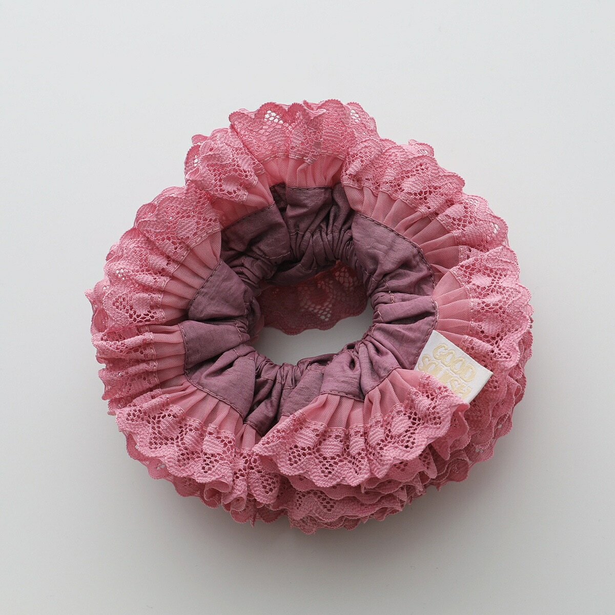 GOOD SQUISH グッド スクイッシュ シュシュ WEDDING ON A WEDS COLLECTION レディース フリル レース ヘアゴム ヘアアクセサリー カラー3色 【mega】 GOOD SQUISH グッド スクイッシュ シュシュ WEDDING ON A WEDS COLLECTION レディース フリル レース ヘアゴム ヘアアクセサリー カラー3色 【mega】