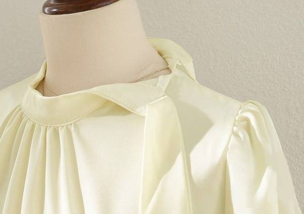 ボウタイ リボン ブラウス レディース トップス 長袖 ハイネック スタンドカラー シャツブラウス パフスリーブ きれいめ お呼ばれ 大きいサイズ 通勤服 オフィス カジュアル 上品 km