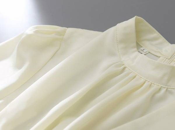 ボウタイ リボン ブラウス レディース トップス 長袖 ハイネック スタンドカラー シャツブラウス パフスリーブ きれいめ お呼ばれ 大きいサイズ 通勤服 オフィス カジュアル 上品 km