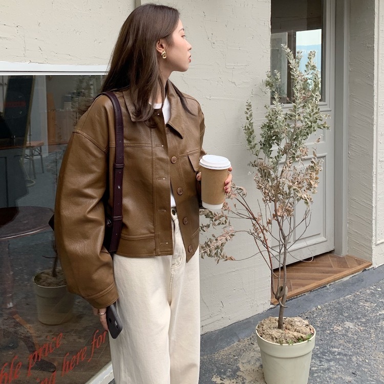 アウター ブルゾン ジャケット シャンパー 上着 ショート ショート丈 袖あり 長袖 Vネック 襟付き レザー かわいい 大人可愛い きれいめ シンプル 大人 おしゃれ お洒落 かっこいい アウター ブルゾン ジャケット シャンパー 上着 ショート ショート丈 袖あり 長袖 Vネック 襟付き レザー かわいい 大人可愛い きれいめ シンプル 大人 おしゃれ お洒落 かっこいい