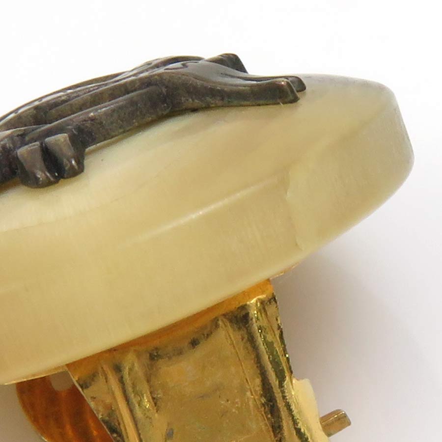 エルメス HERMES イヤリング バッファローホーン/メタル ベージュブラウン/ゴールド レディース e60668a