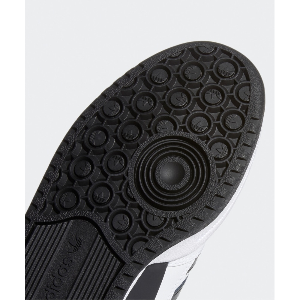 アディダスフォーラムローホワイト：ブラックFY7757 FORUM LOW FTWWHT FTWWHT CBLACK