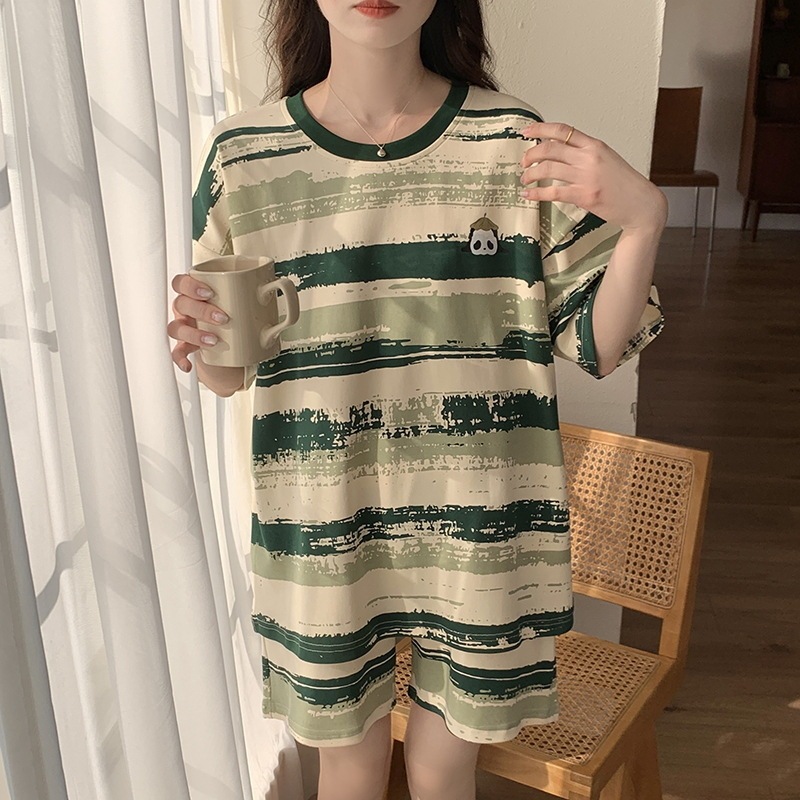 【1点購入 で10点 プレゼント】2025女性用の半袖パジャマ綿の細い漫画の女の子の生弟の丸い首は夏に家の服を着ることができます 【1点購入 で10点 プレゼント】2025女性用の半袖パジャマ綿の細い漫画の女の子の生弟の丸い首は夏に家の服を着ることができます