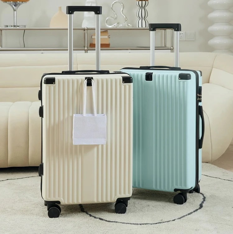 キャリーケース スーツケース アルミフレーム 2023年最新品 ファッション新色 万向輪 軽量 旅行 出張 キャリー