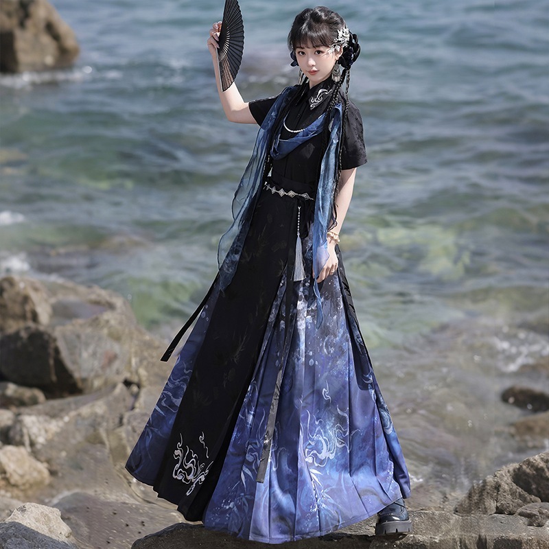 正規品デザイン滄新韓国cos要素上着馬面スカート暗黒cos服セット 正規品デザイン滄新韓国cos要素上着馬面スカート暗黒cos服セット