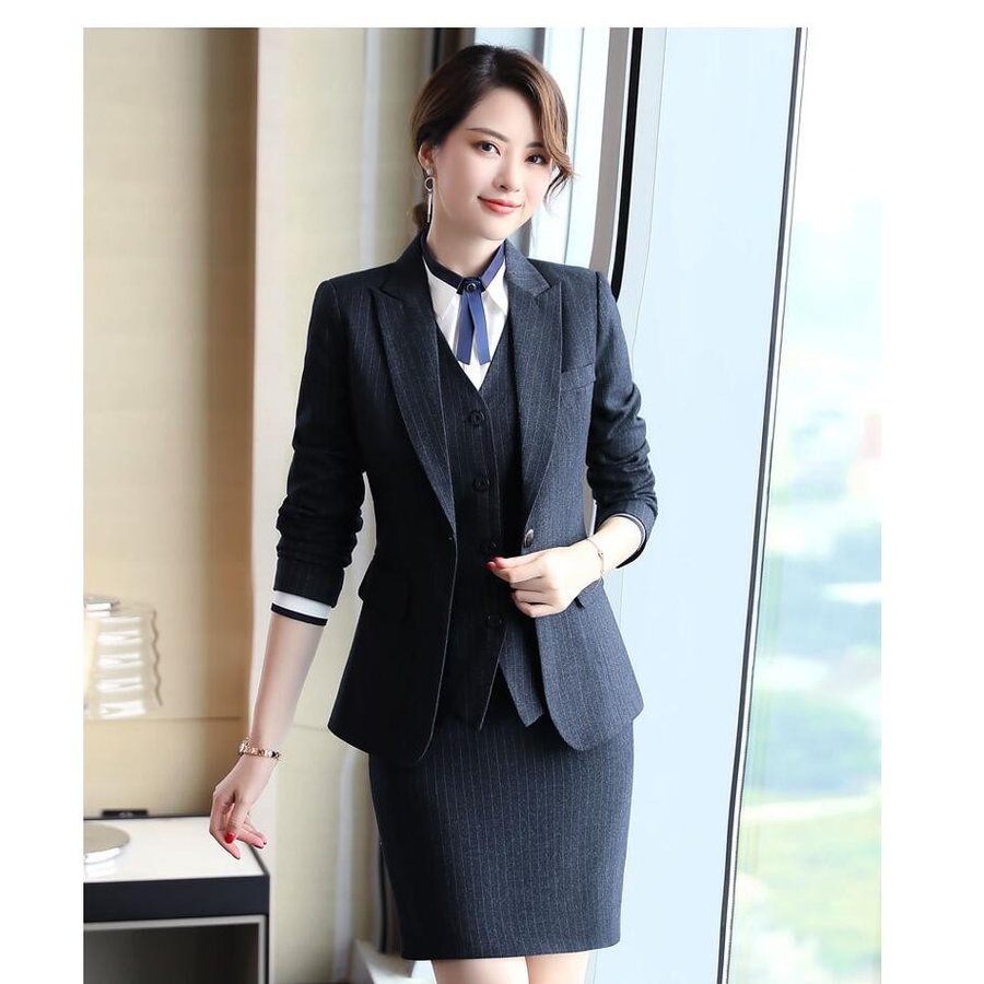 有名な高級ブランド リクルートスーツレディース ストライプ 4点セット セットアップス ビジネススーツ ベスト付きスーツ その他 スーツ Size L Www Nairobiacademy Or Ke