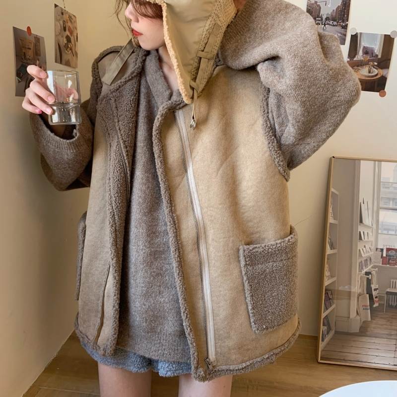 ベスト ボア もこもこ アウター トップス レディース 前開き 秋 冬 カーキ 無地 ジッパー ジップ ポケット 上着 リバーシブル 大人可愛い 個性的 モコモコ ワンサイズ フリーサイズ シンプル