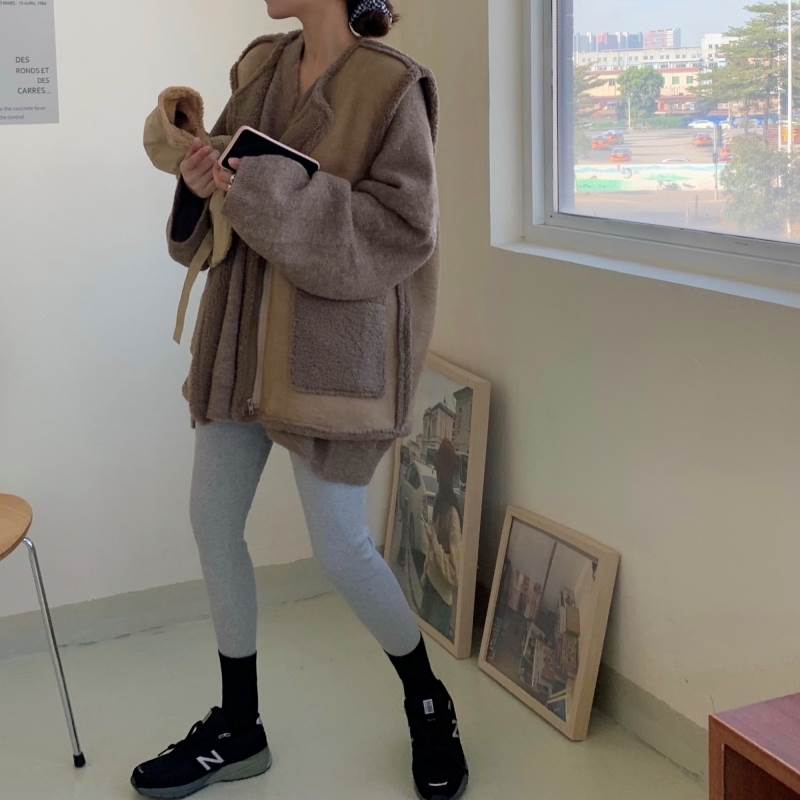 ベスト ボア もこもこ アウター トップス レディース 前開き 秋 冬 カーキ 無地 ジッパー ジップ ポケット 上着 リバーシブル 大人可愛い 個性的 モコモコ ワンサイズ フリーサイズ シンプル