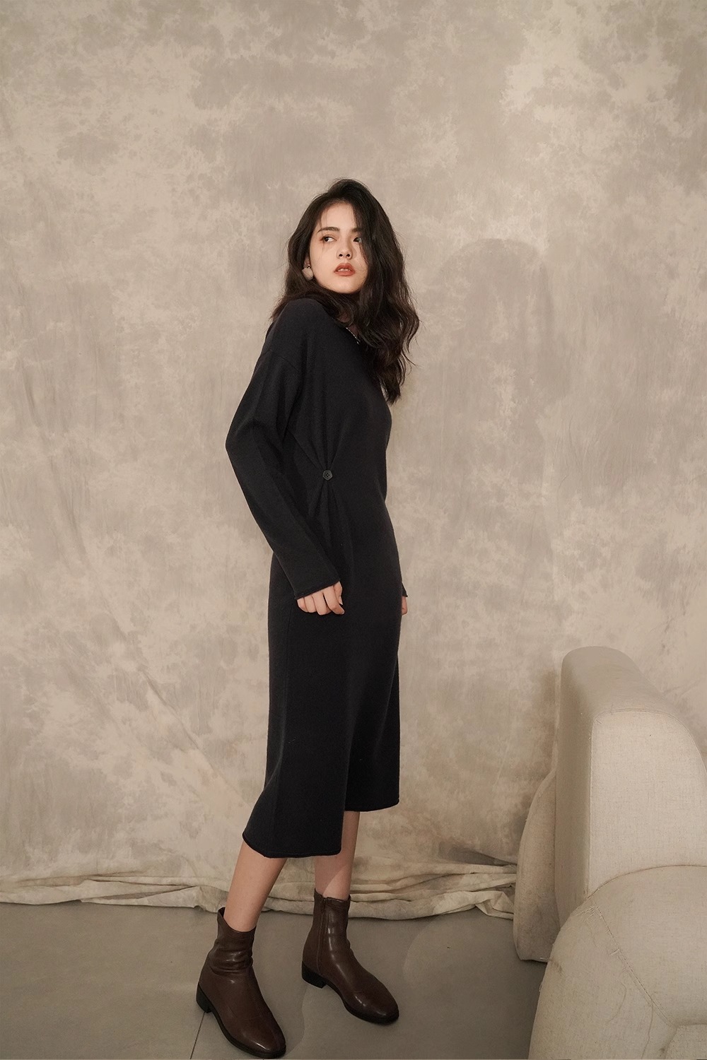 秋 冬 ウール スリム ラウンドネック 長袖 ワンピース ワンピース 膝下 袖あり 長袖 襟なし 大人可愛い きれいめ シンプル 大人 上品 おしゃれ お洒落 無地 秋 冬 10代 20代 30代 秋 冬 ウール スリム ラウンドネック 長袖 ワンピース ワンピース 膝下 袖あり 長袖 襟なし 大人可愛い きれいめ シンプル 大人 上品 おしゃれ お洒落 無地 秋 冬 10代 20代 30代