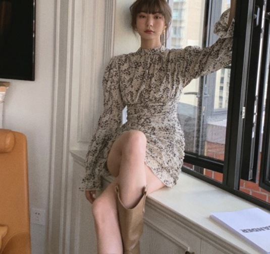 花柄シフォンミニ丈ワンピース ワンピース ミニ丈 長袖 ハイネック スリム タイト 細身 花柄シフォンミニ丈ワンピース ワンピース ミニ丈 長袖 ハイネック スリム タイト 細身