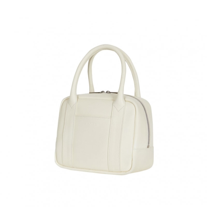 アライブ・ルーシー・イン・ホワイト US3SC014 10